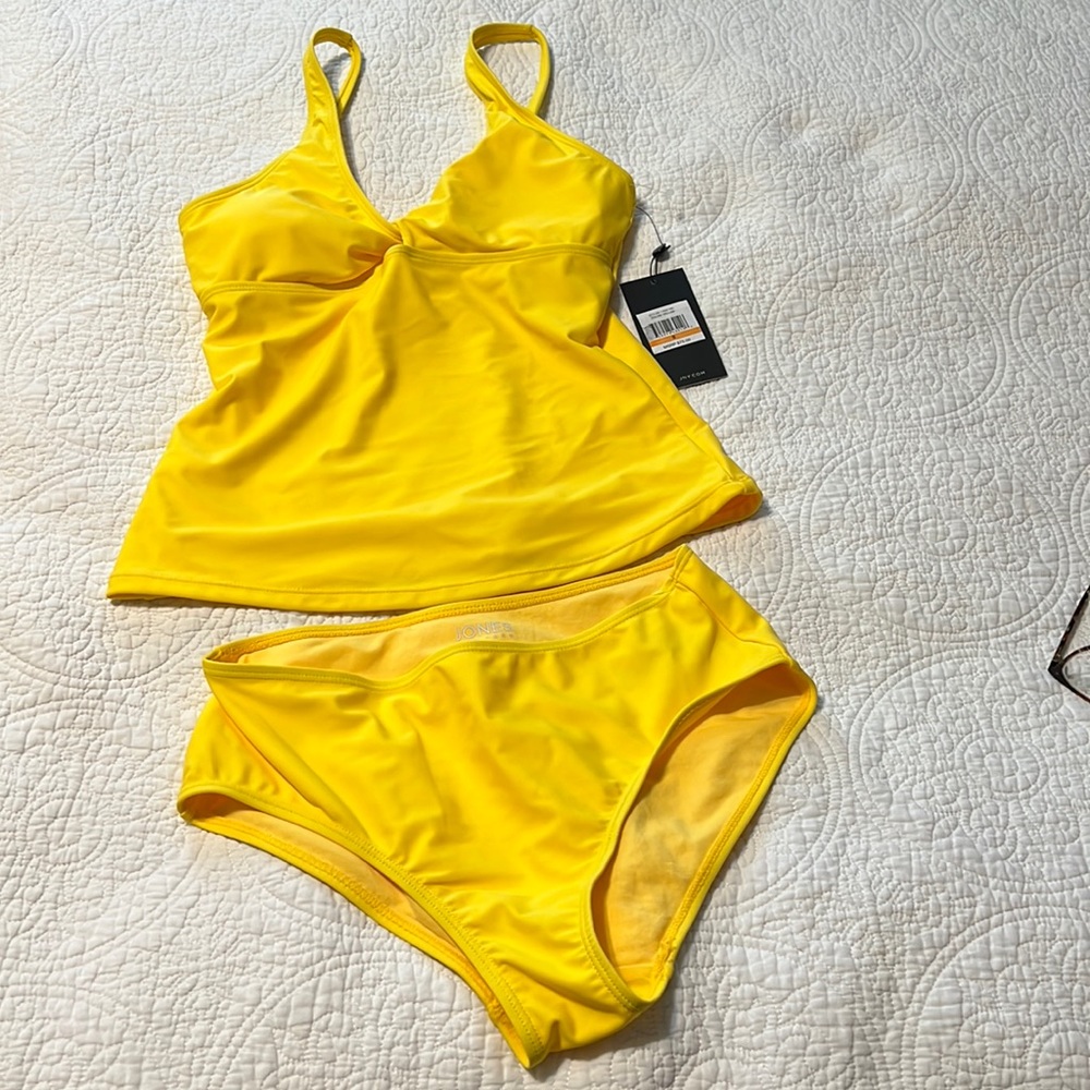 Jones of NewYork small two piece bathing suit. NWT